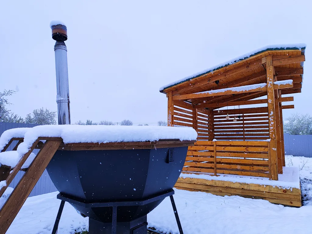 Коттедж Загородный дом с бассейном Family home — Лабинск