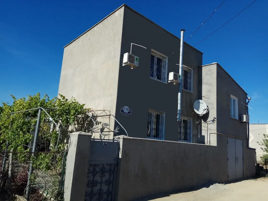 Коттедж Дом под ключ в пригороде Евпатории с отдельным двором — аренда посуточно в Заозёрное