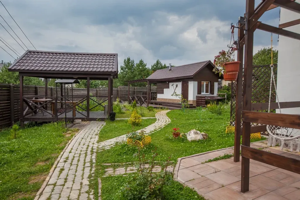 Уютный коттедж на 14 человек