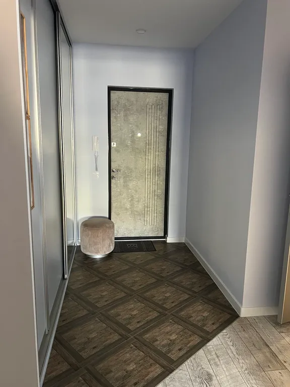 Комфортная уютная двухкомнатная квартира недалеко от центра города