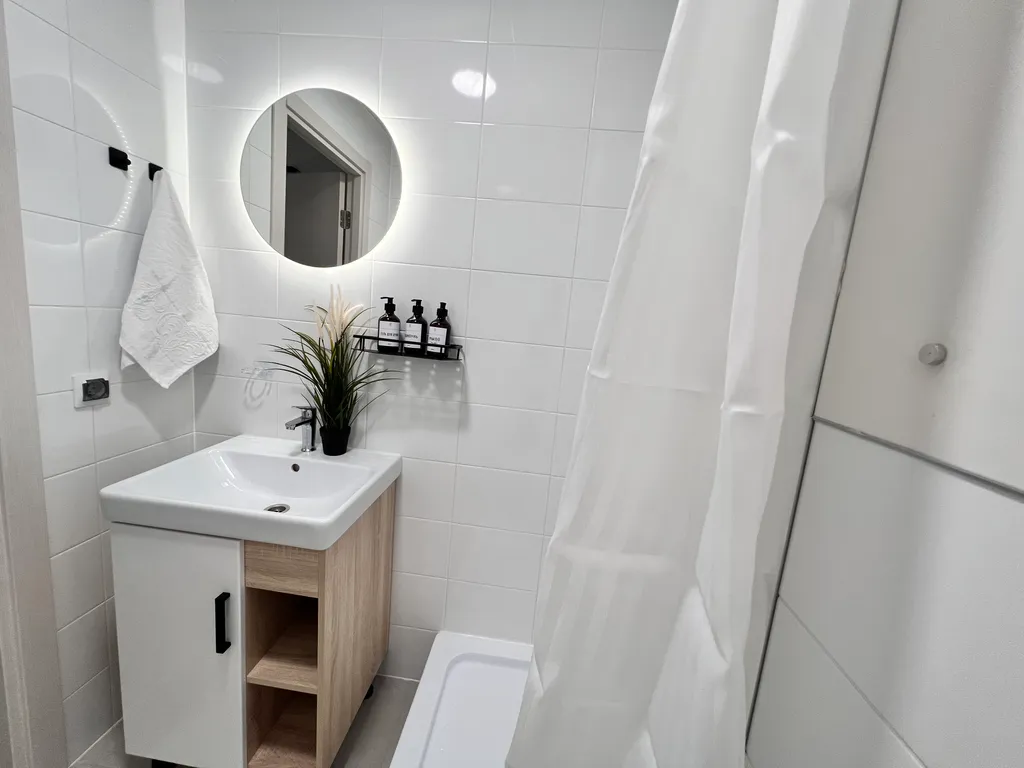 Просторная студия с птичками