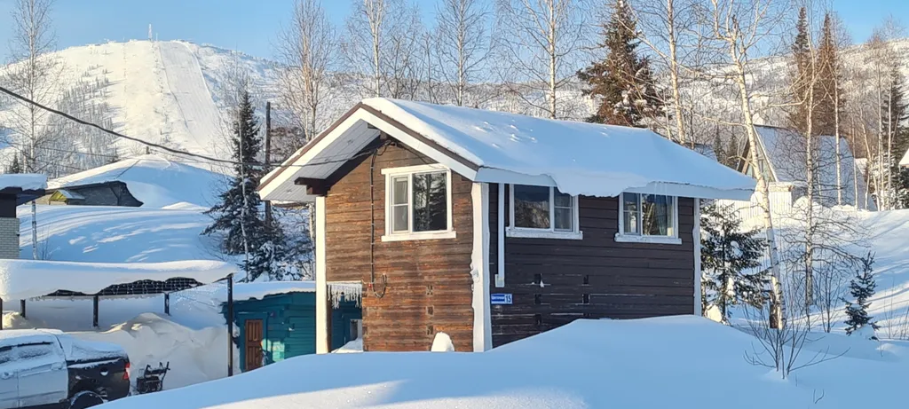 Коттедж ХоббитГеш уютный дом из бруса — Шерегеш