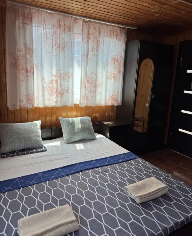 Квартира Трехместная комната с видом на горы — Геленджик