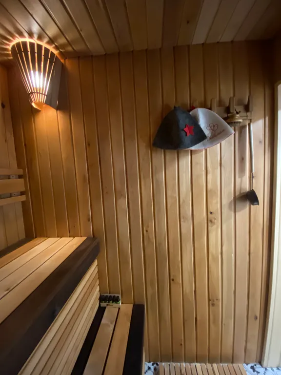 Брусничный Барн