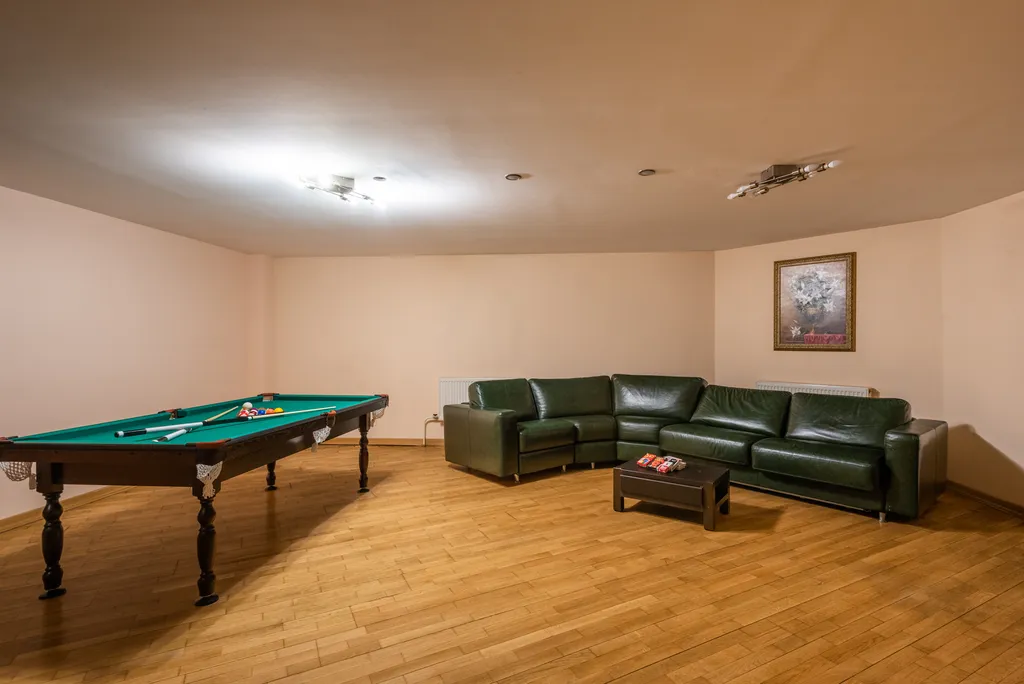 Коттедж Дом с бассейном и сауной — Горки-2