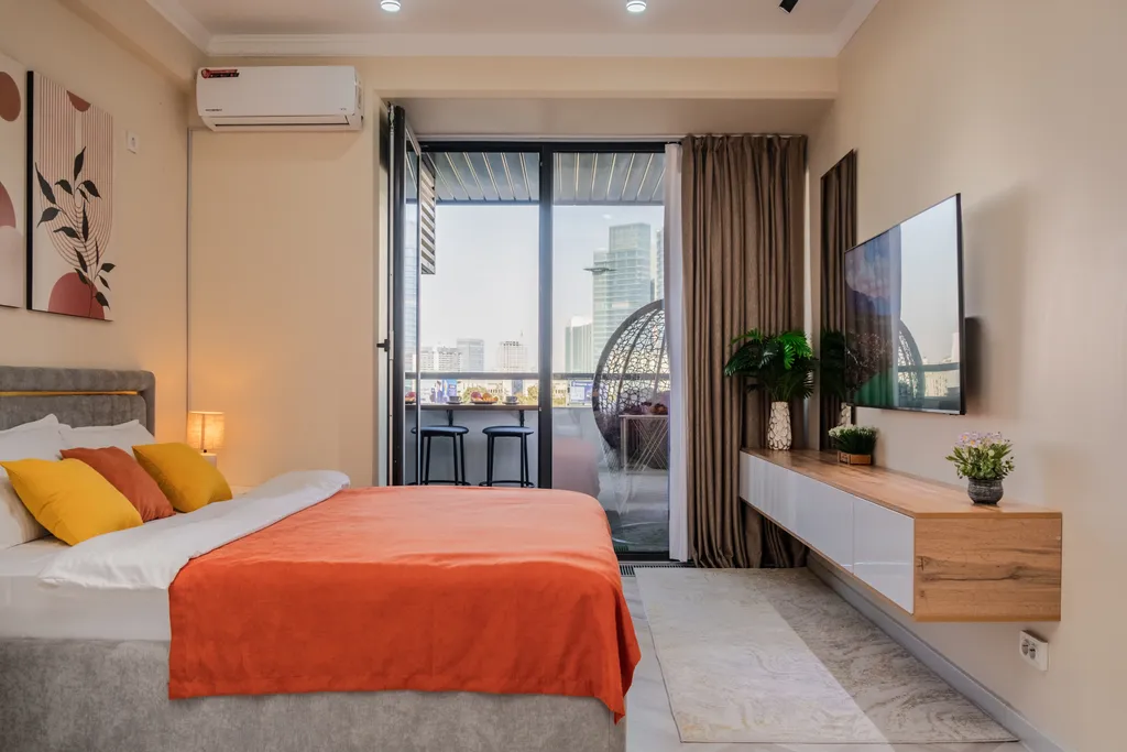 Современная студия с панорамой Tashkent City