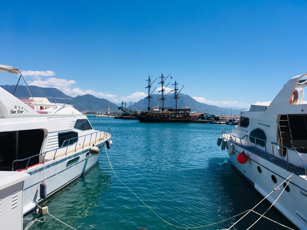 Семейные апартаменты 2+1, Elite Marine Residence, Kleopatra