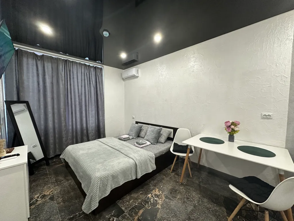 Квартира Апартаменты Лёгкость — Симферополь