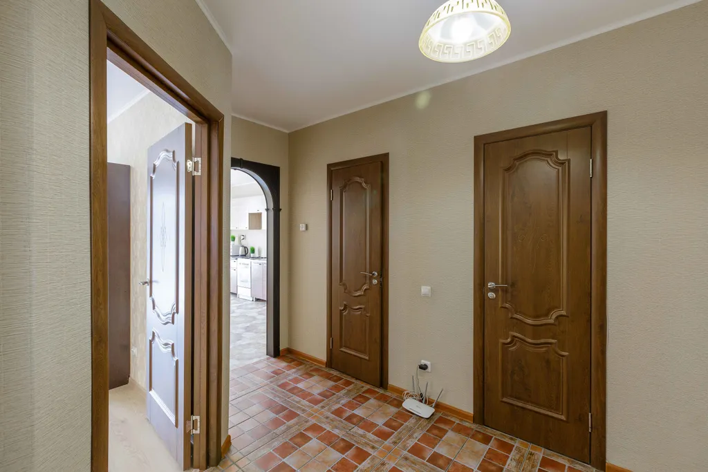 Светлая квартира с панорамными окнами в 10 минутах от парка в центре