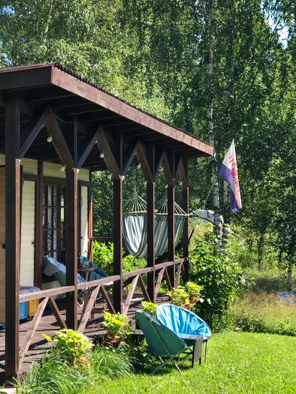 Бунгало у озера