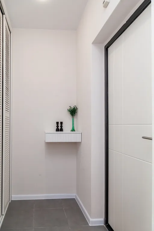 Студия с дизайнерским ремонтом