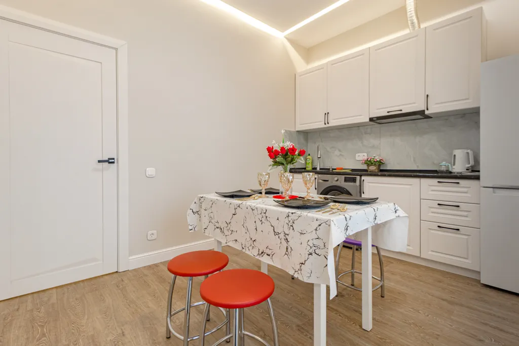 Уютная просторная квартира в центре, рядом с Байтерек и ТРЦ Керуен