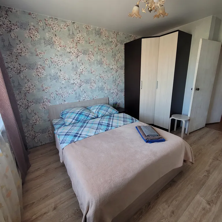 Уютная квартира с раздельными комнатами в центре