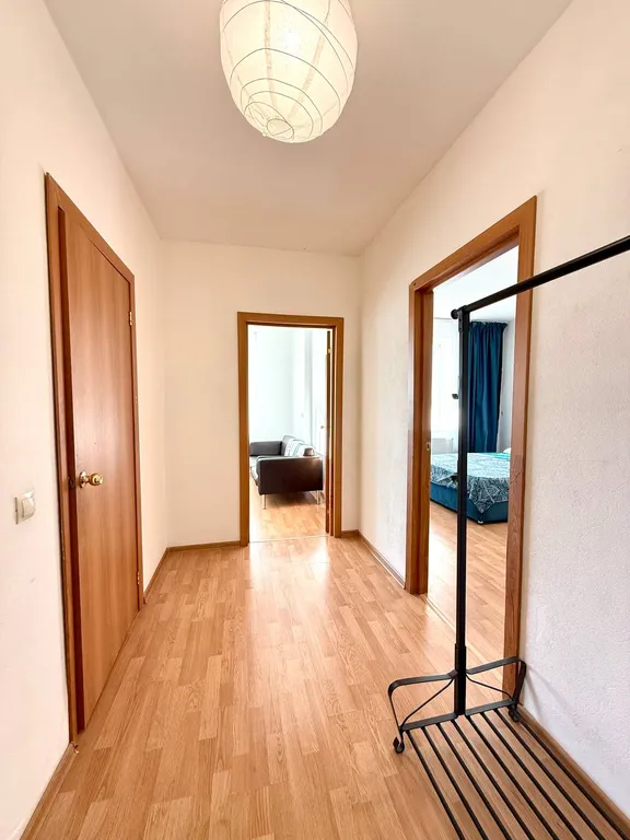 Высокий этаж, рядом метро