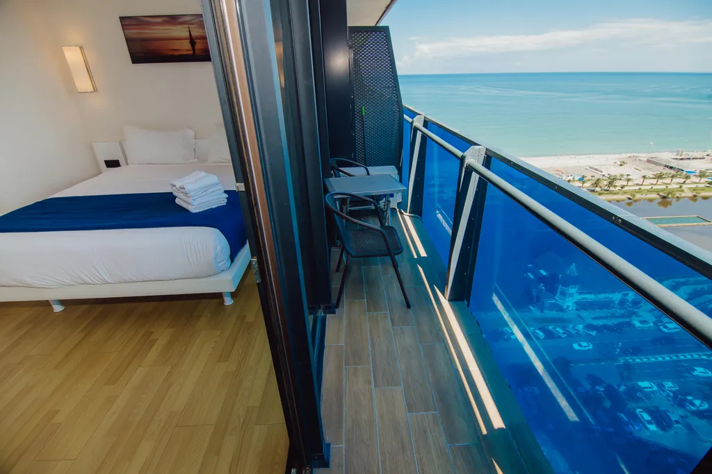 Апартамент с видом на море первая линия