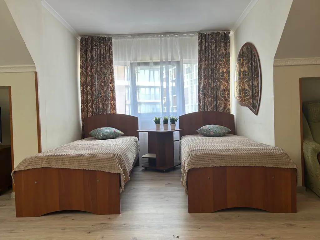 401 Alliance Apartments на Летней, 50