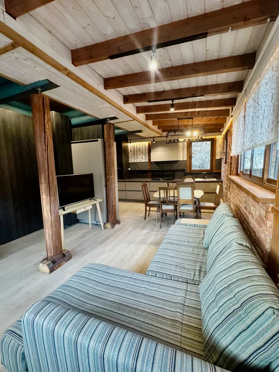 Апартаменты с видом на горы напротив курорта Красная Поляна