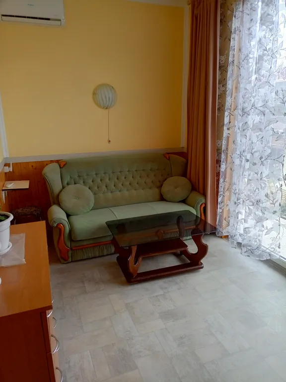 Квартира 2-комнатная Квартира — Новоотрадное