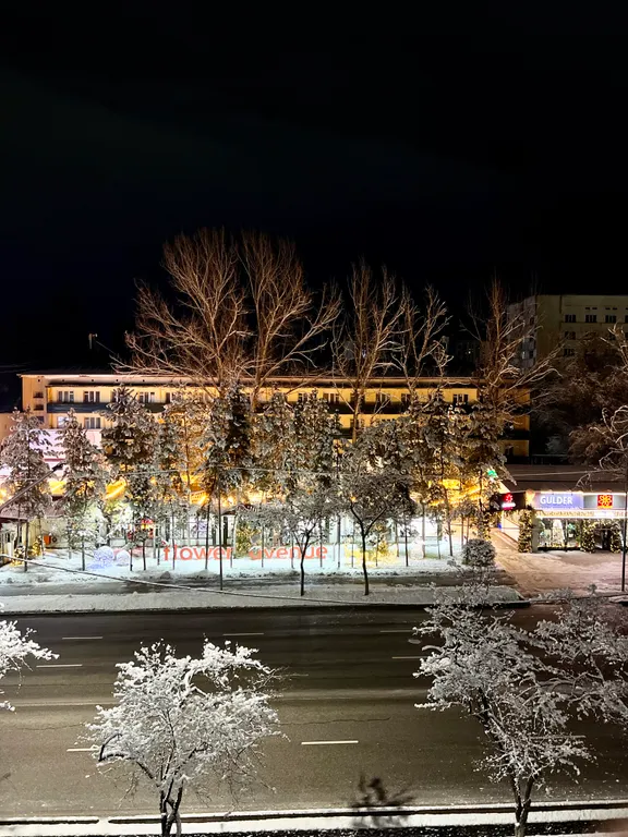 Квартира Рядом с новой площадью — Алматы