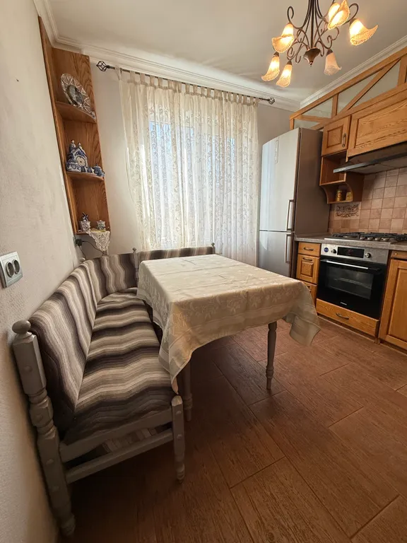 Квартира Большая трехкомнатная квартира на Лермонтова — Зеленоградск