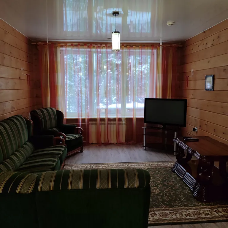 6-комнатный Дом