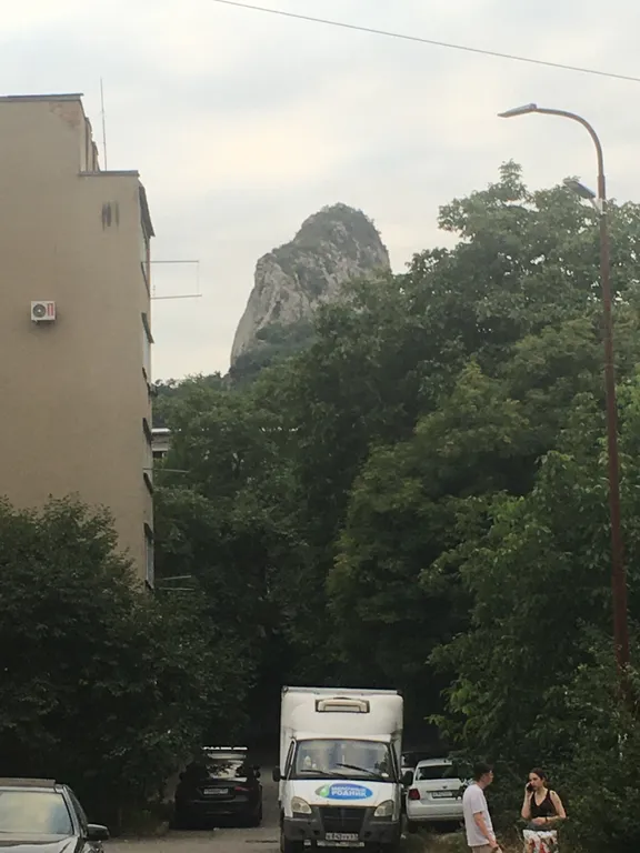 Просторная комфортная квартира у бювета минеральной воды и Аллеи Любви