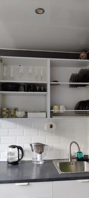 Квартира Комфортабельная квартира у ДК имени Римского-Корсакова — Тихвин