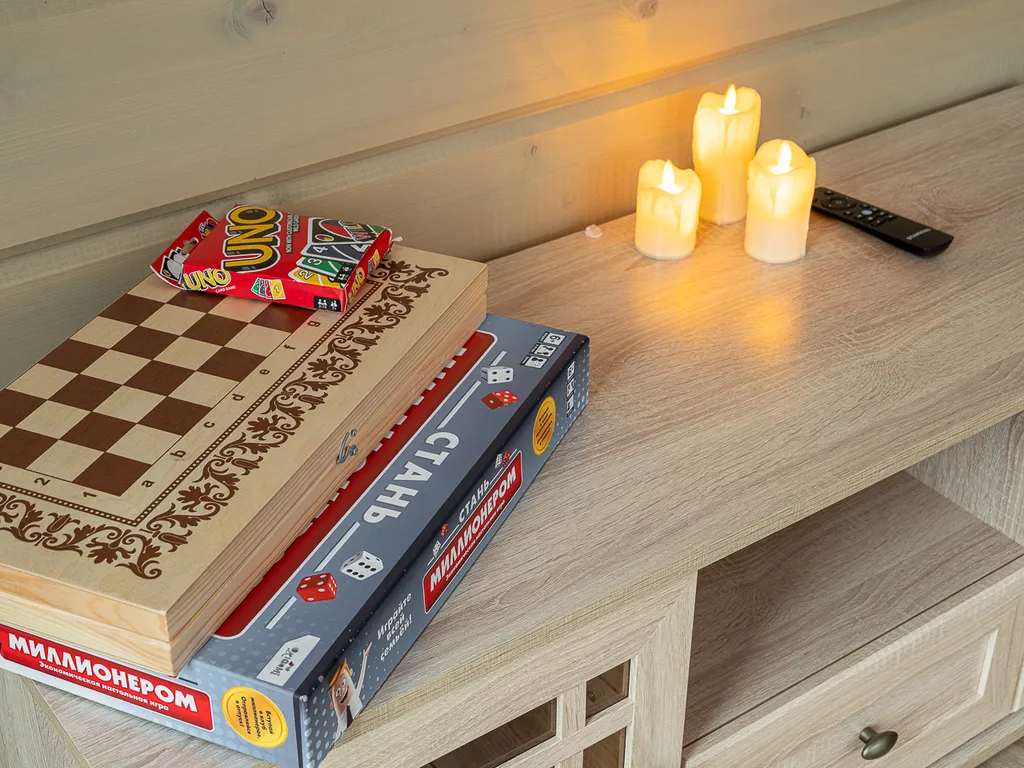 Семейный дом с камином