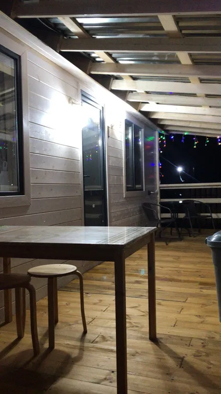 Двухкомнатный домик с террасой