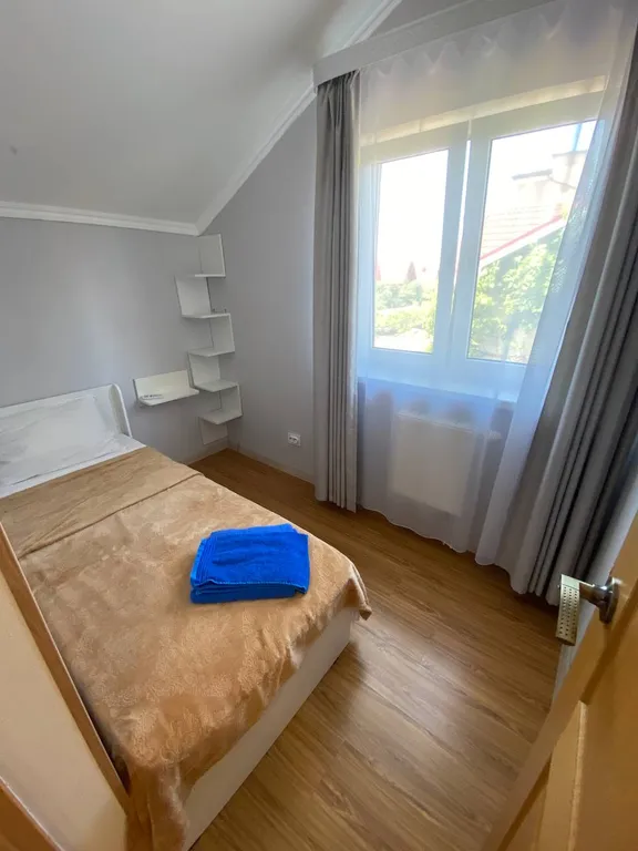 4-комнатный Дом