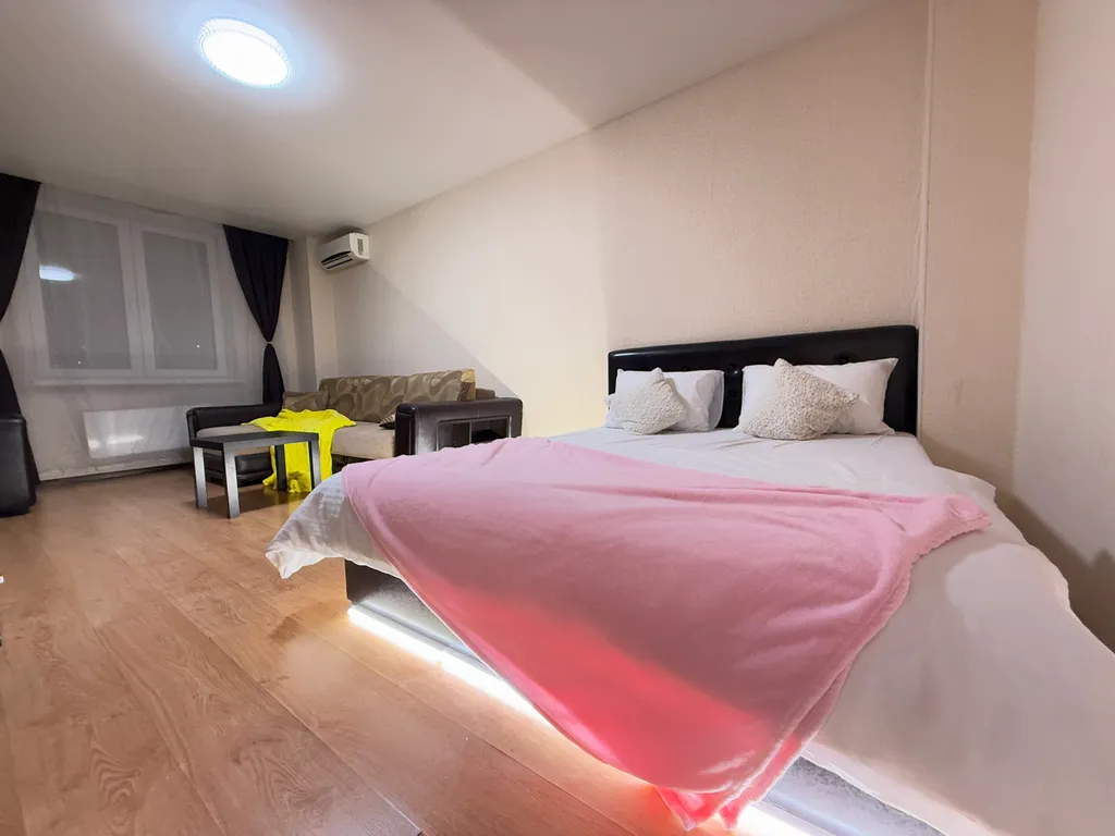 Квартира Тут хорошо на Щорса — аренда посуточно в Екатеринбург