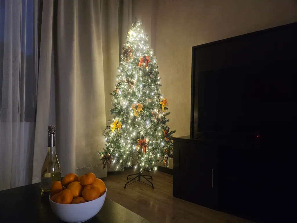 Апартаменты комфорт, две спальни, с видом реку и горы