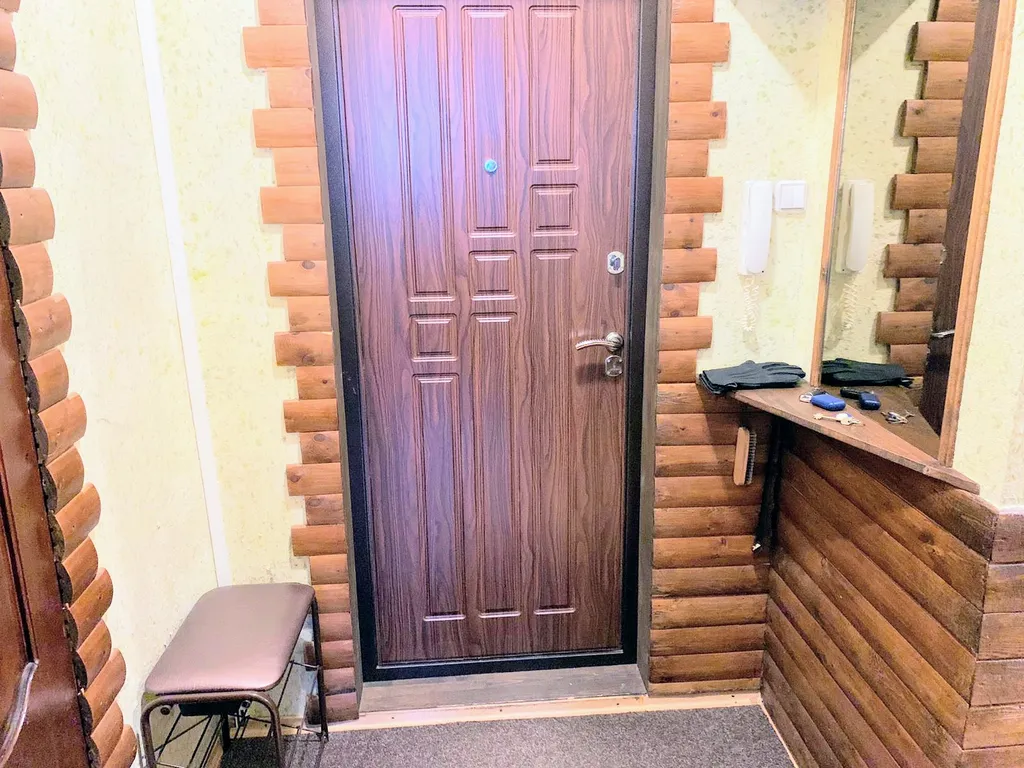 Двухкомнатная квартира в самом центре Сургута