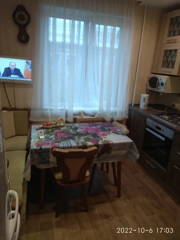 Уютная по-домашнему квартира рядом с пл.Театральной. Центр, всё пешком