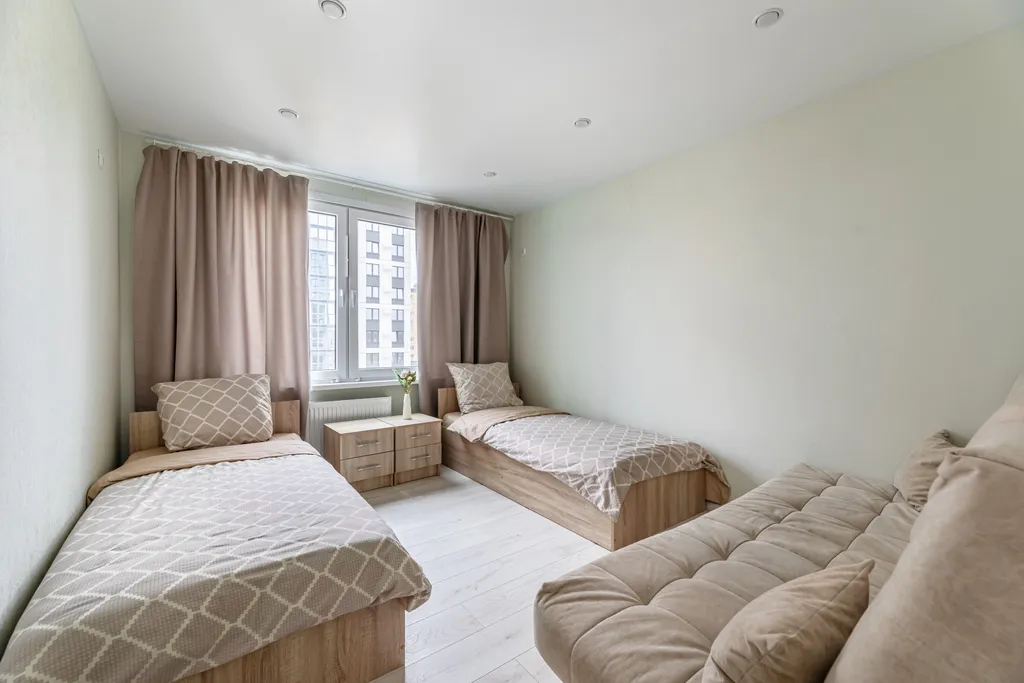 Двухкомнатная квартира на 8 спальных мест у аэропорта