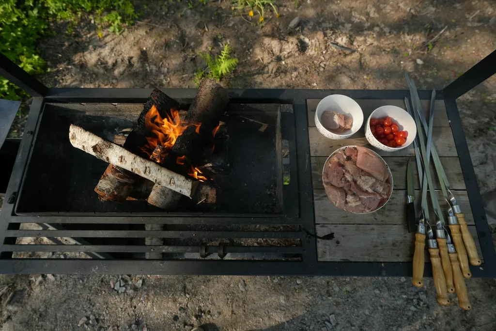 Коттедж Четырёхместный барнхаус на берегу озера — Плодовое