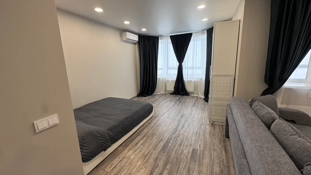 Квартира Уютная студия с шикарным видом на город — Владивосток