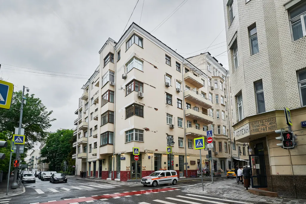 Квартира Богемная квартира на Патриарших Прудах — Москва