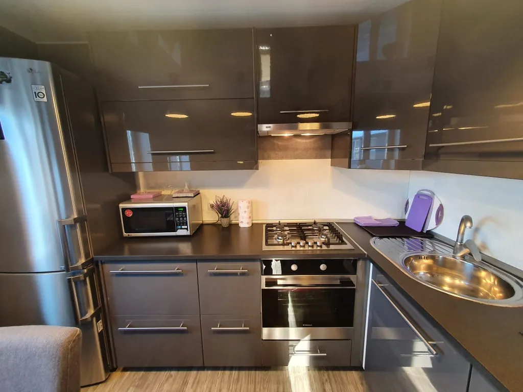 4-комнатный Дом