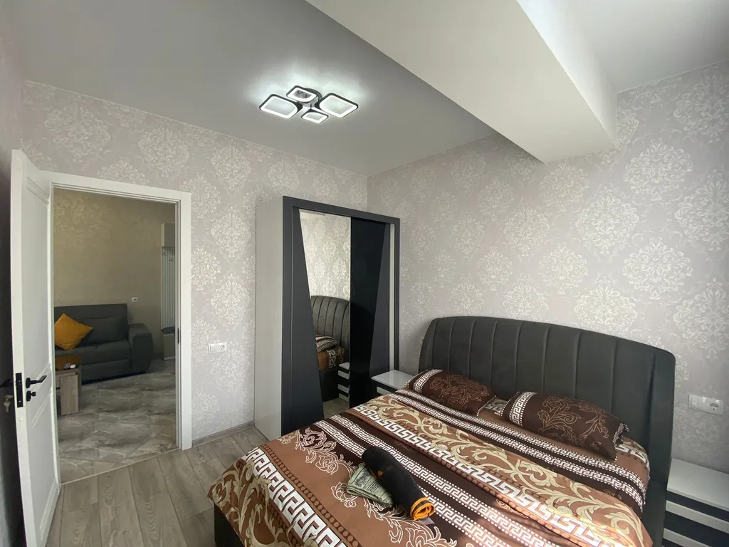 Просторная квартира в 10 минутах от Старого Тбилиси