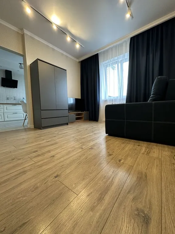 Вместительная однушка на Конструктора Грязева