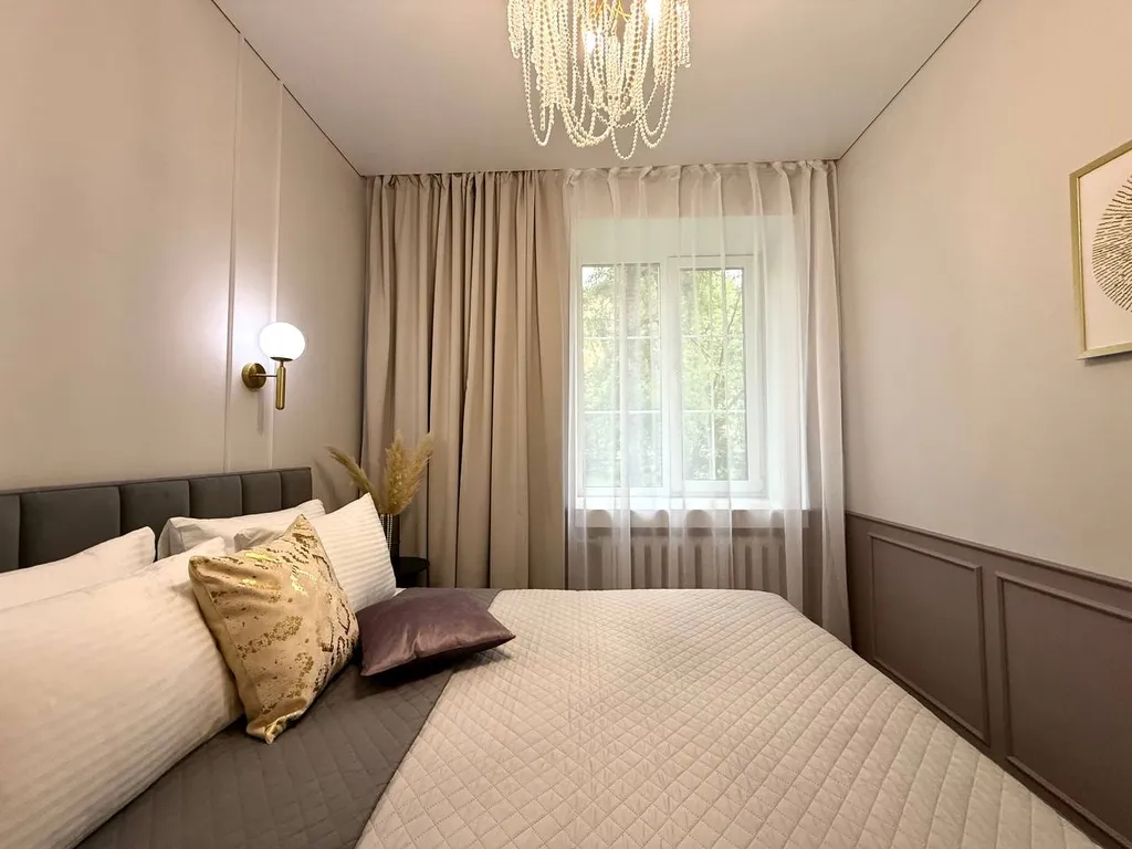 Апартаменты с камином и большой ванной