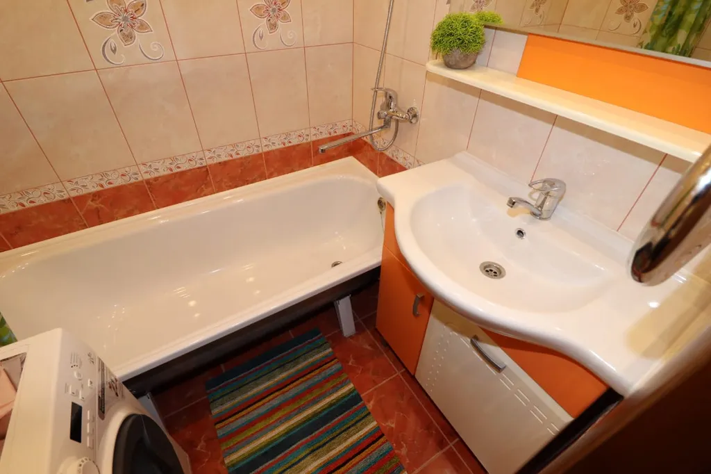 Просторная квартира для 6 гостей на Куликова (Уютный Дом)