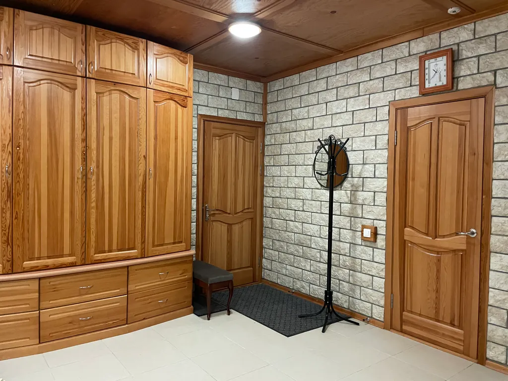 Квартира Квартира Комфортная просторная студия в тихом центре рядом с парком — Новосибирск