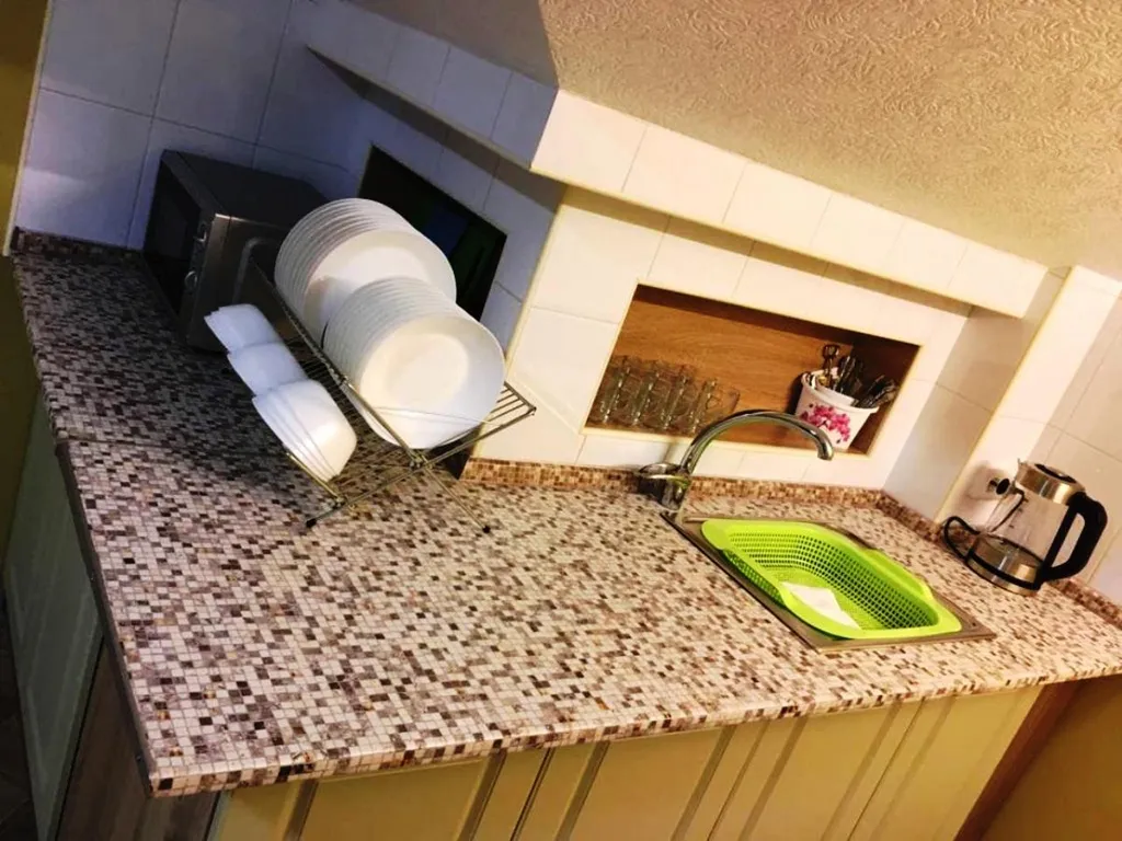 Трехкомнатная квартира на мансарде в 100 метрах от моря