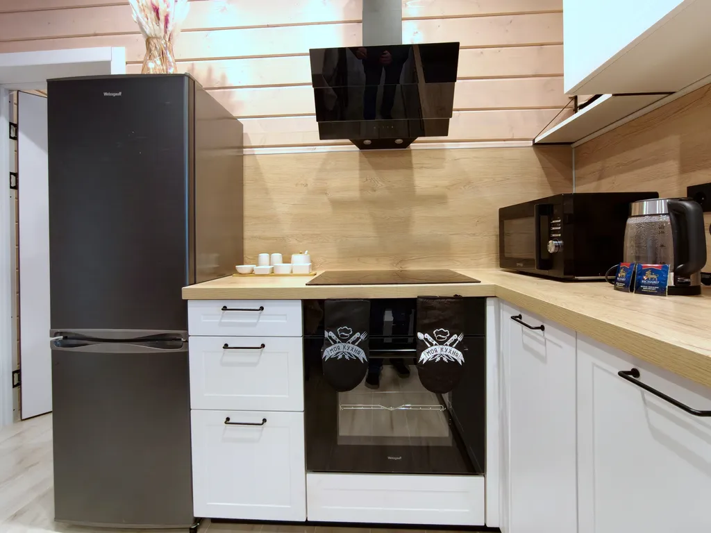 Коттедж Таунхаус на Красном озере — Светлое