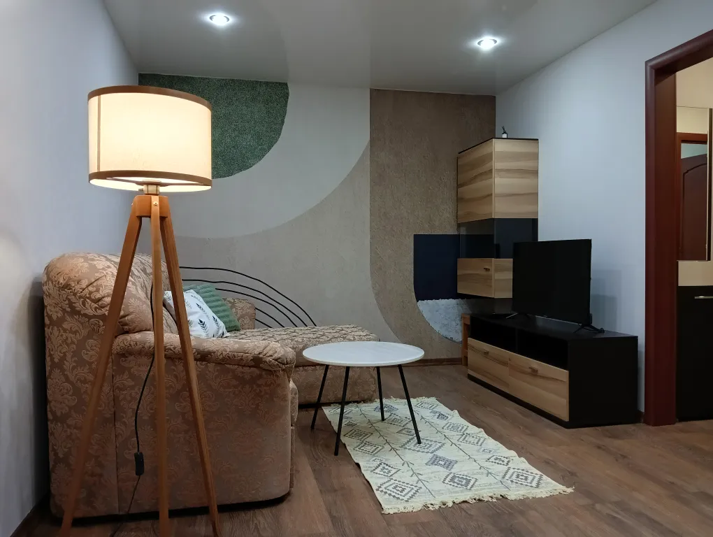 Ваш Рантье на Книповича 19 рядом с Cosmos