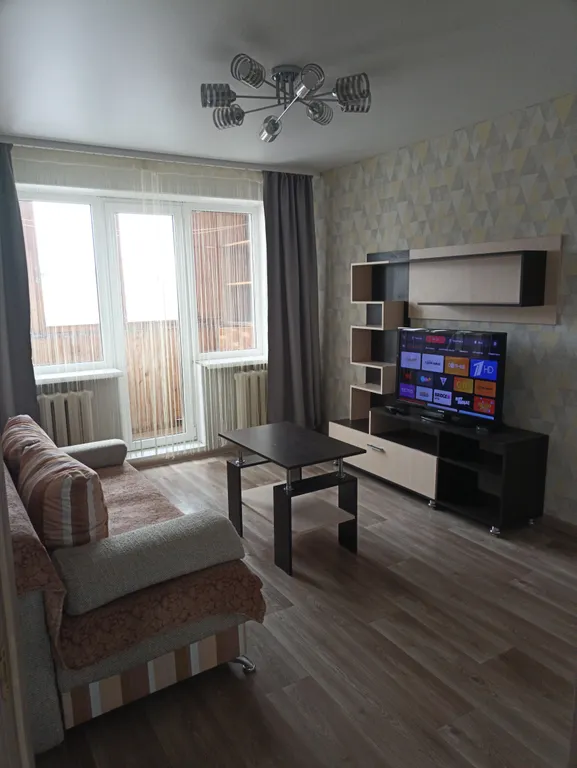 Квартира рядом с администрацией города — аренда посуточно в Магнитогорск