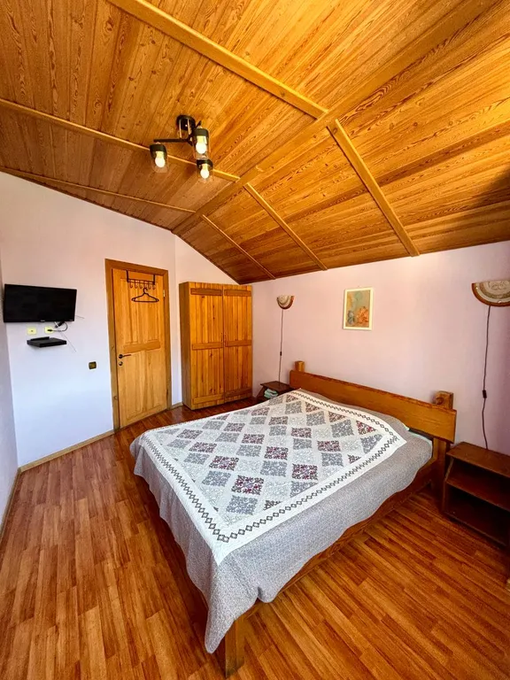 Коттедж на берегу Катуни