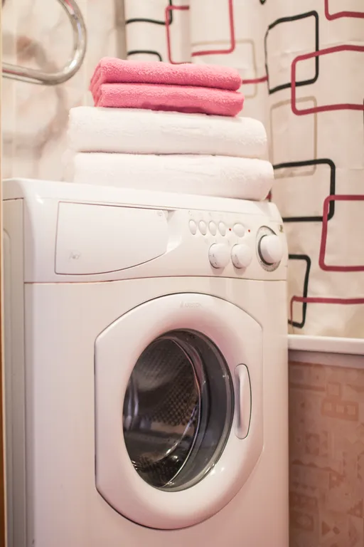 Квартира у входа в метро Фрунзенская, Юбилейная площадь